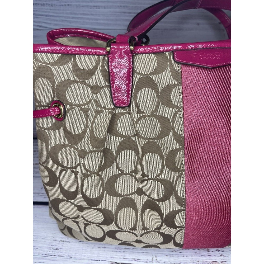 Coach F28501 Signature Stripe Drawstring Carryall… - image 2